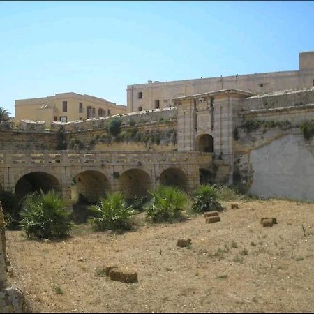Fort Chambray Gozo Għajnsielem Buitenkant foto
