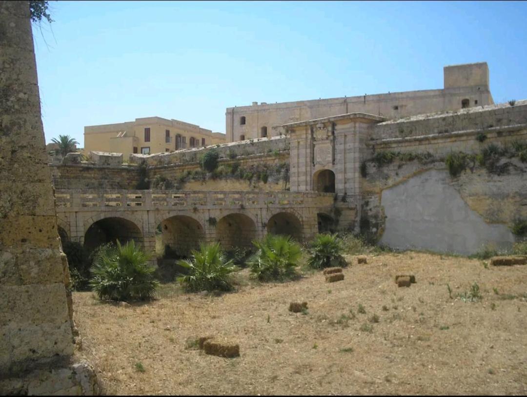 Fort Chambray Gozo Għajnsielem Buitenkant foto